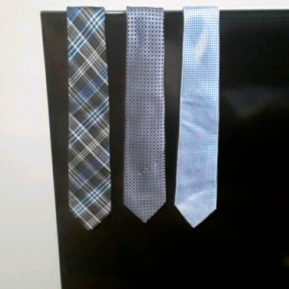 3 neck ties